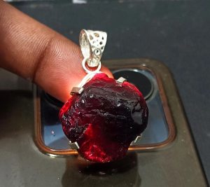 پینیت (Painite)