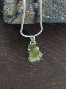 وزوویانیت / ایدوکراز (Vesuvianite / Idocrase)