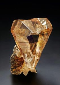 سروسیت (Cerussite)