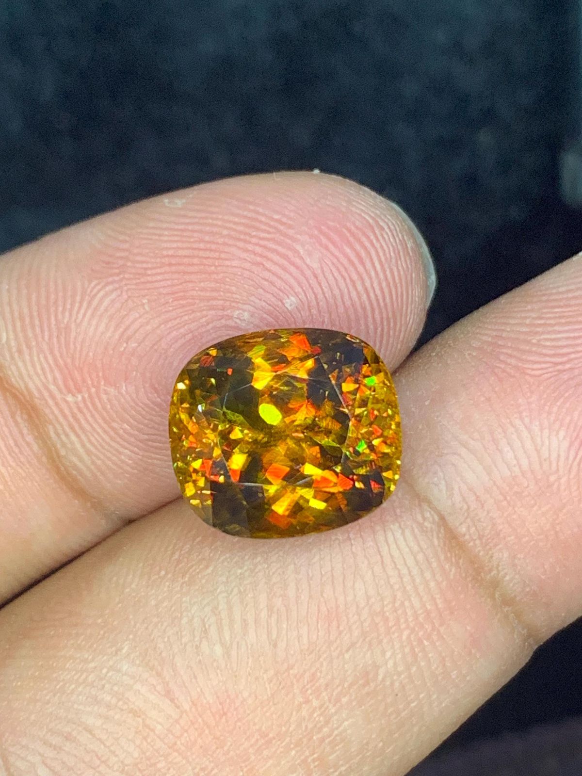 منبع : https://www.etsy.com/listing/4319729431/trichroic-sphene-gemstone-720-ct-cushion?utm_source=Pinterest&utm_medium=organic
