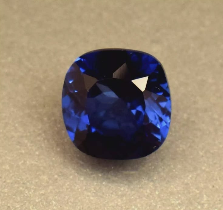 منبع : https://www.etsy.com/listing/4508944218/certified-kashmir-blue-sapphire-955-ct?utm_source=Pinterest&utm_medium=organic