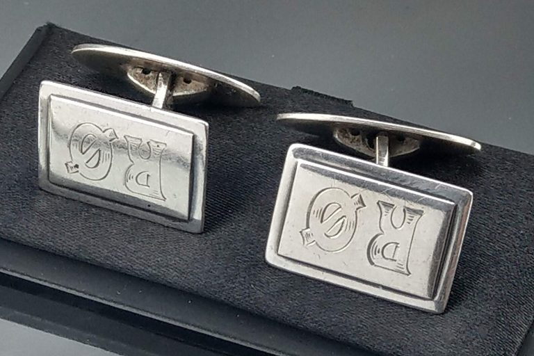 https://www.etsy.com/in-en/listing/973278984/continental-silver-830-cufflinks