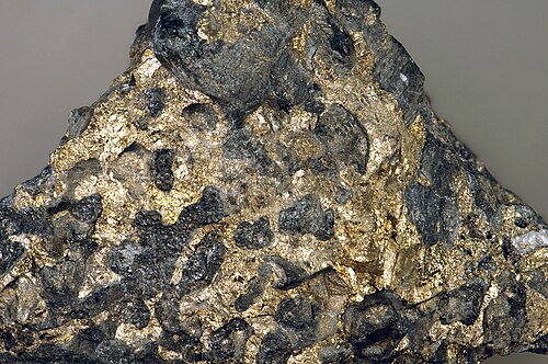 https://en.wikipedia.org/wiki/Platinum