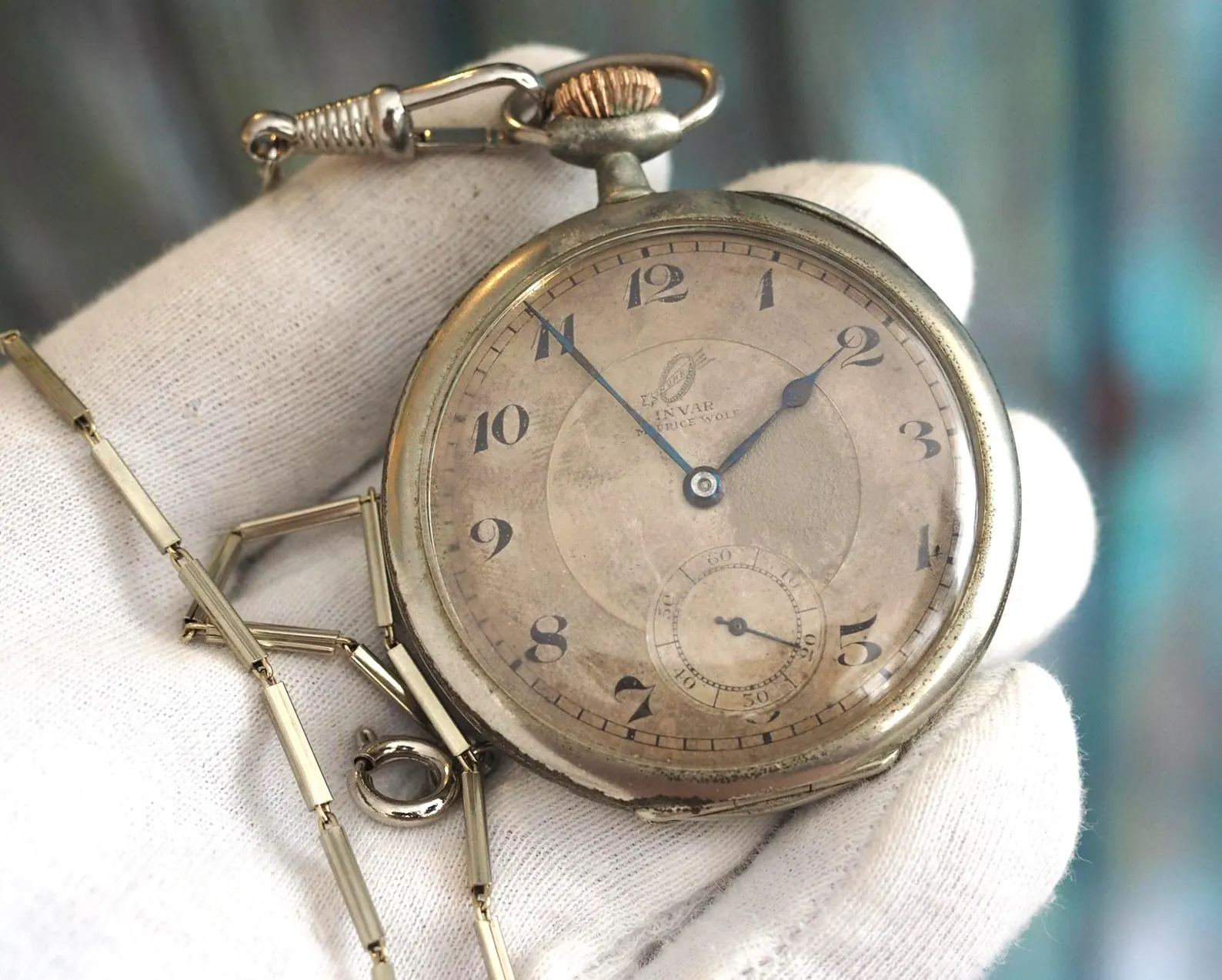 Source : https://www.etsy.com/sg-en/listing/4321897663/vintage-invar-pocket-watch-49-mm-case?ls=s&ga_order=most_relevant&ga_search_type=all&ga_view_type=gallery&ga_search_query=Invar+jewelry&ref=sr_gallery-1-2&spe=him&pro=1&frs=1&content_source=df101927-ed44-4cbd-8712-fa6d98837bf7%253ALT0e791a10849db298e629052b1ccdf298acebb1b7&organic_search_click=1&logging_key=df101927-ed44-4cbd-8712-fa6d98837bf7%3ALT0e791a10849db298e629052b1ccdf298acebb1b7