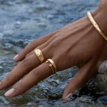 https://www.naturaldiamonds.com/culture-and-style/ernest-jones-electrum/
