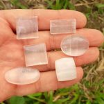 https://www.google.com/url?sa=t&source=web&rct=j&url=https%3A%2F%2Fgem.agency%2Fgemstones%2Fselenite%2F%3Fsrsltid%3DAfmBOorLjgv41SdB0GcT5rS0-69IqYuj_iGAtYV5zAZdvdb7V8Nh61TC&ved=0CBkQjhxqFwoTCLiP0vDT0JYDFQAAAAAdAAAAABA4&opi=89978449